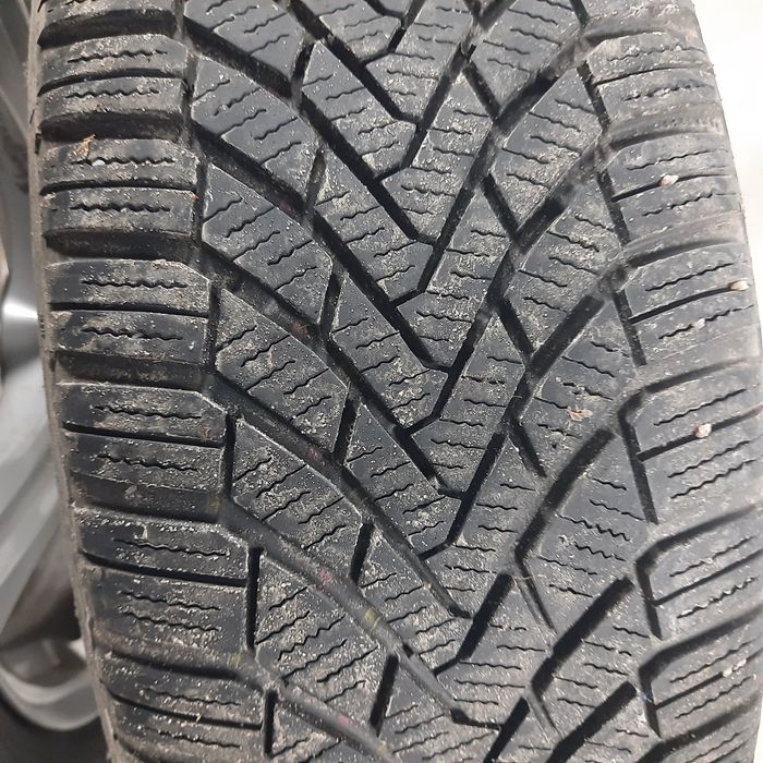 Шини континентальний 205/55R16