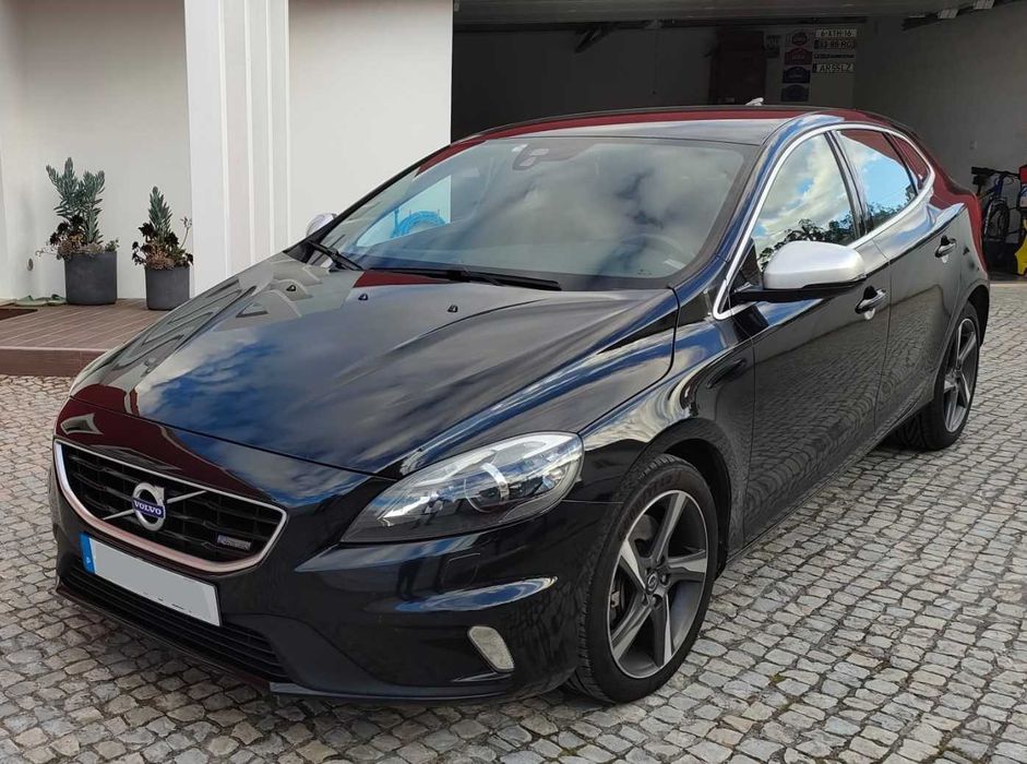 Volvo V40 2.0d 190hp D4 R-design — photo 4