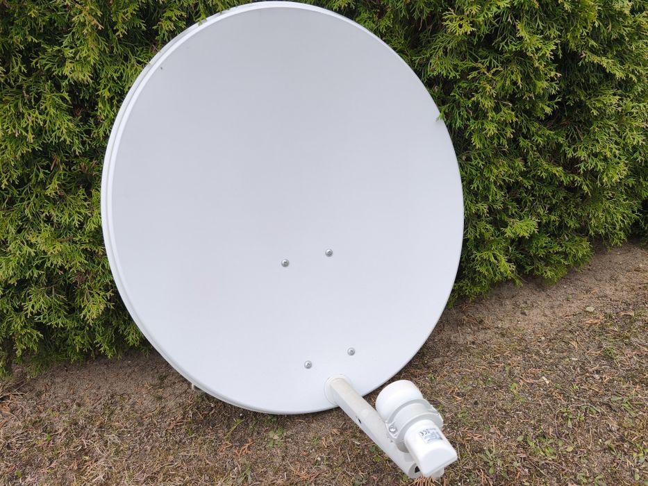 Antena satelitarna Corab 70 , dwa konwertery