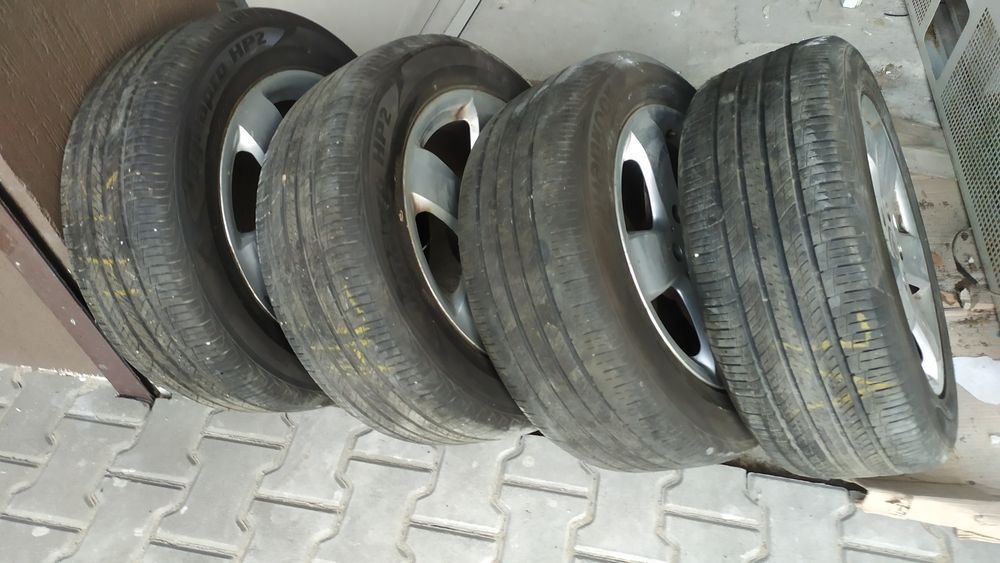 Резина с дисками R 17/55/235/Henkok.Дискі 5*112