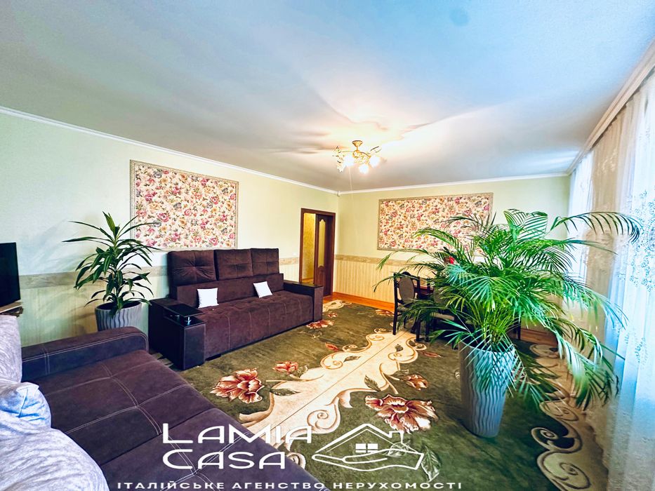 Продаж будинку на 2 родини з 2 різними входами. 3 хв від Г. Майдану