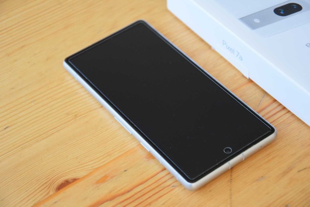 Smartfon Google Pixel 7a 8GB / 128 GB 5G biały