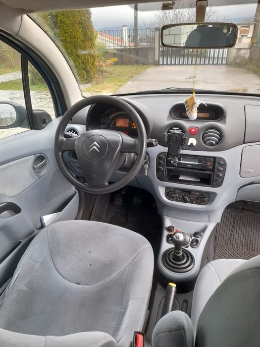 Vendo carro Citroen c3 2003 - Gasolina