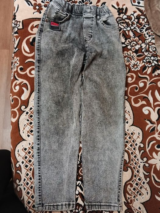 Продам джинси для хлопчика