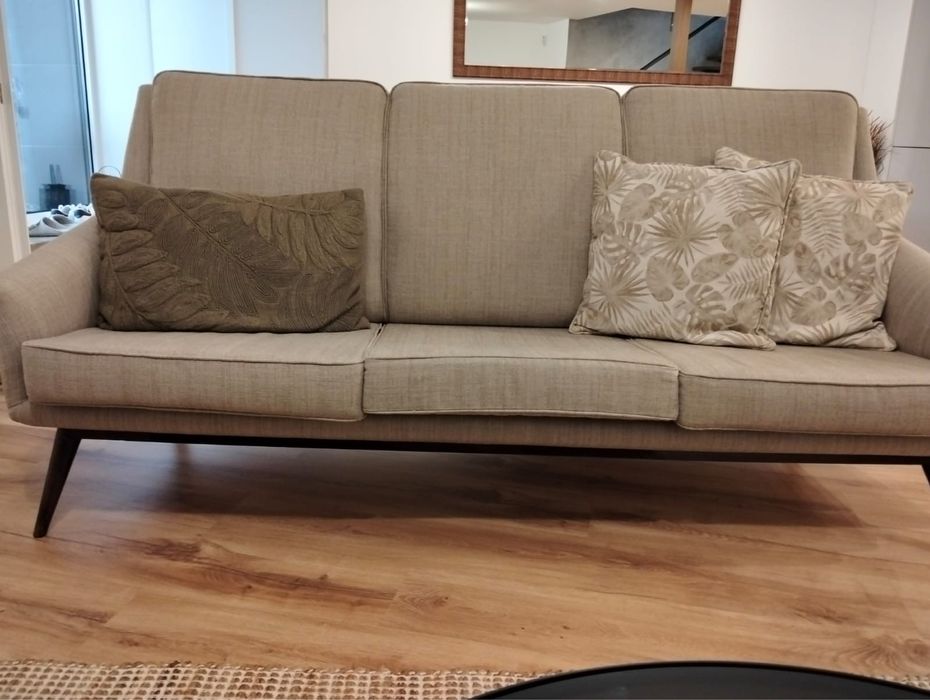 Sofá antigo restaurado