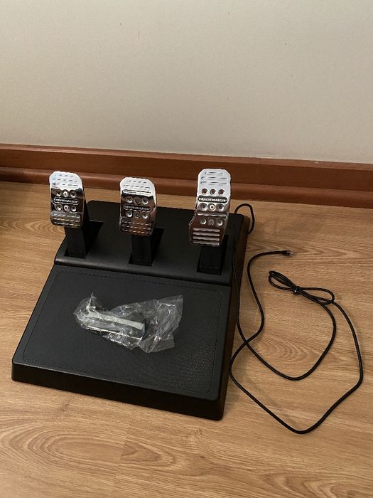 Thrustmaster T300RS Ferrari Alcantara Edition