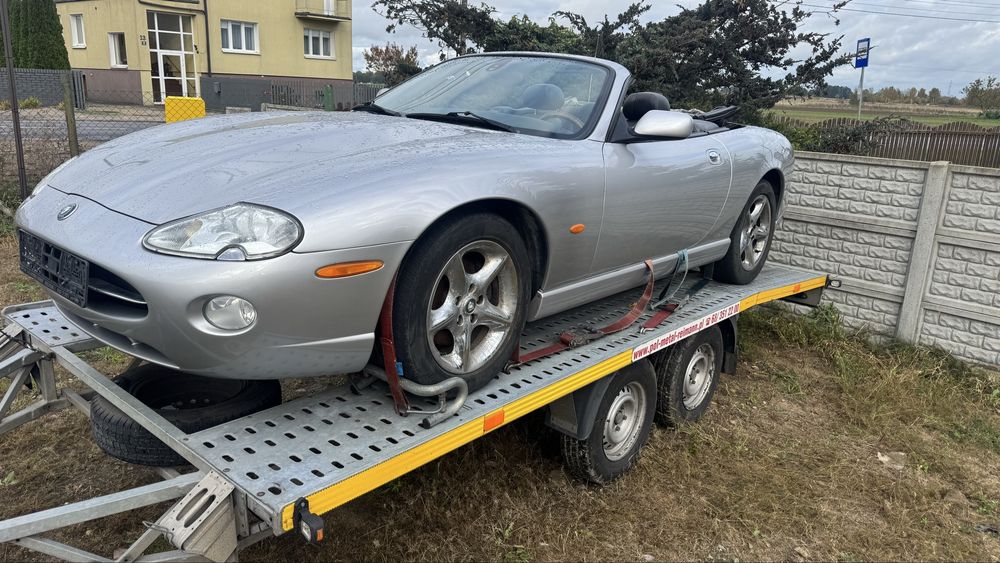 Jaguar XK8 4,2i V8