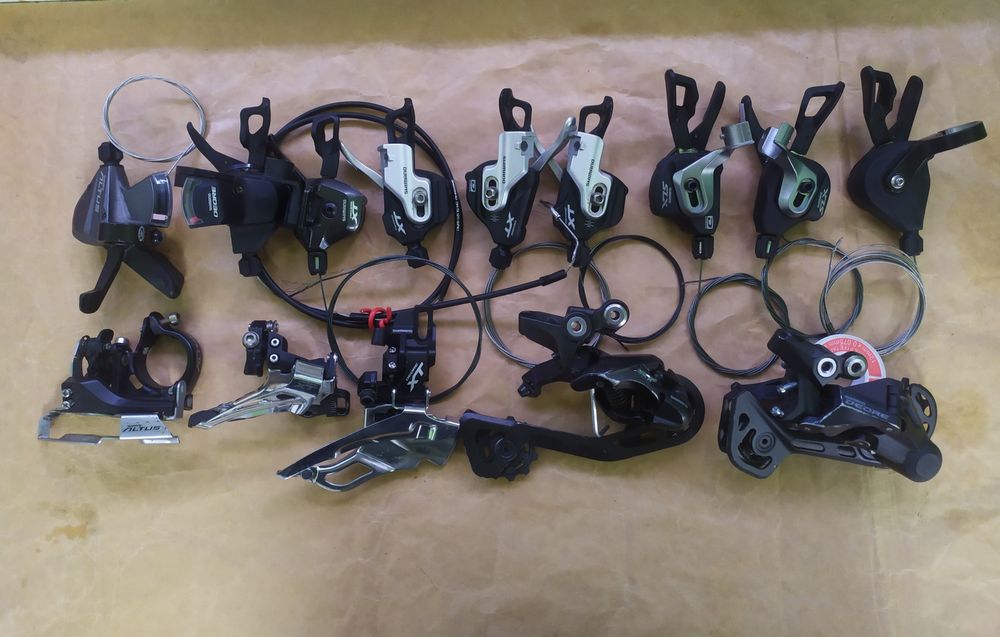Манетки, перемикачі, Shimano, Deore XT, SLX, Altus, Deore