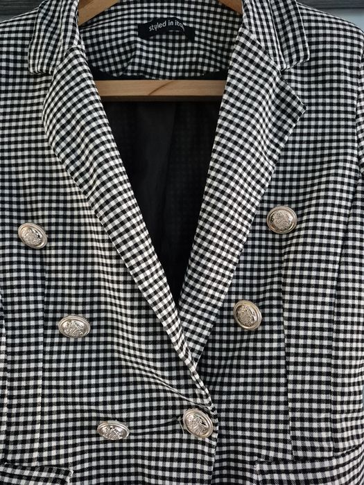 Garnitur damski made in italy w kratkę czarno biały marynarka  spodnie