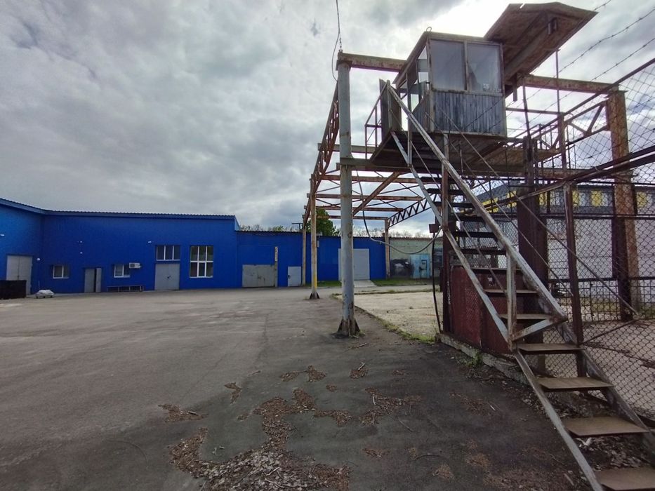 Складські/виробничі приміщення 609 кв.м.,  33 сот; вул. Харківська