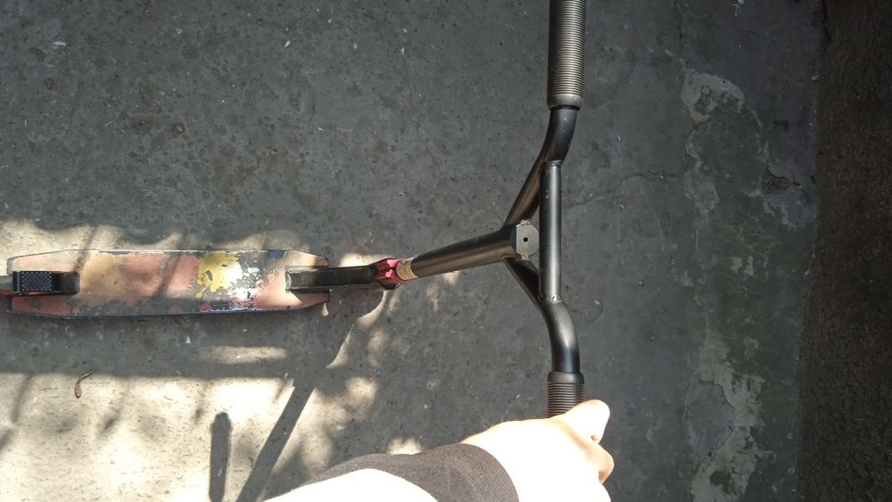 Трюковой самокат