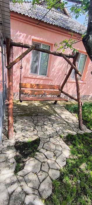 Садова  гойдалка