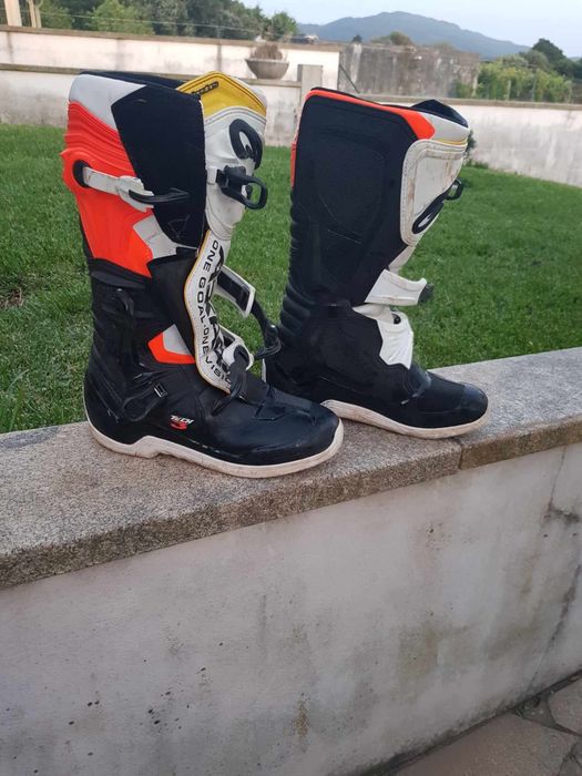 Botas de mota de monte tech 3