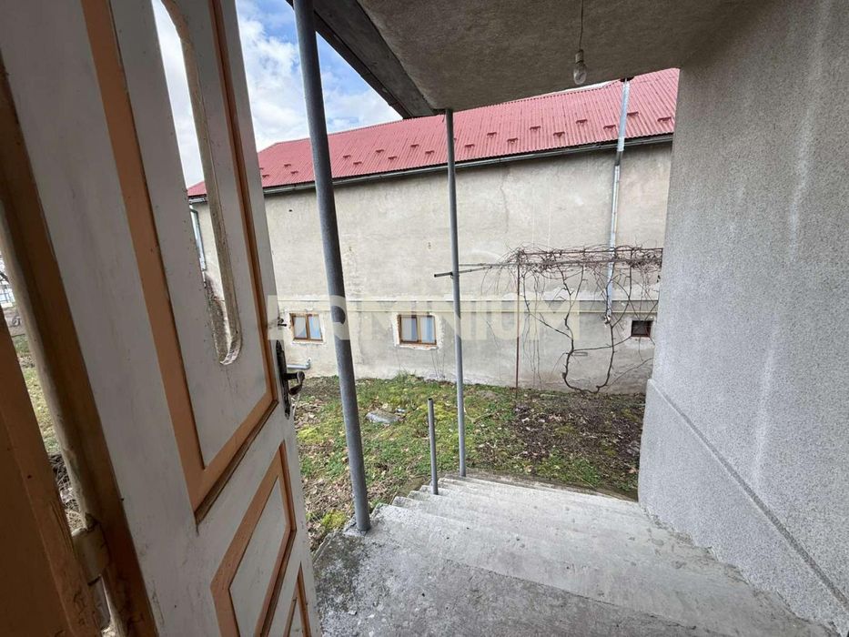 Продаж просторого будику в смт Королево