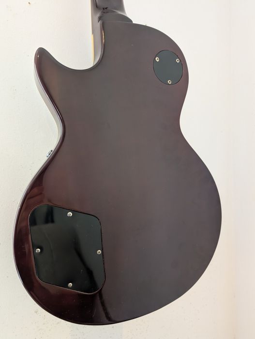 Tokai Love Rock guitarra elétrica
