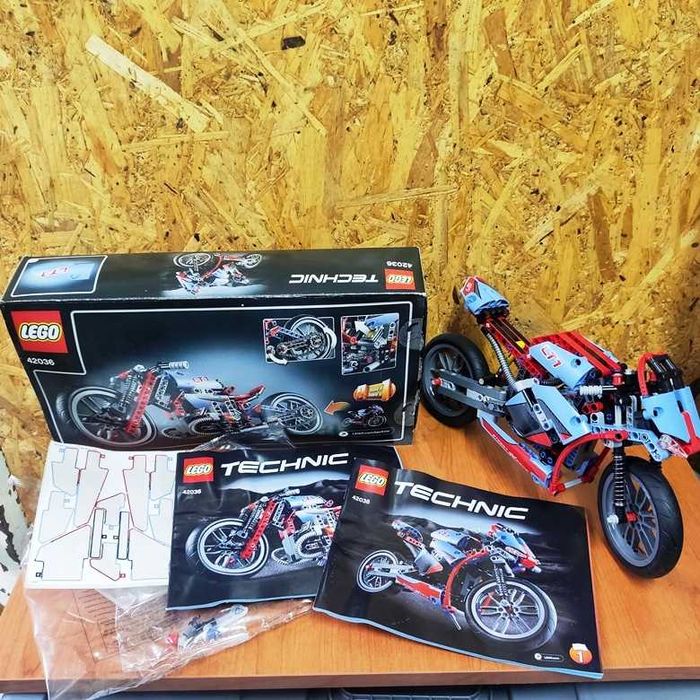 Lego Technic 42036 Mota Desportiva