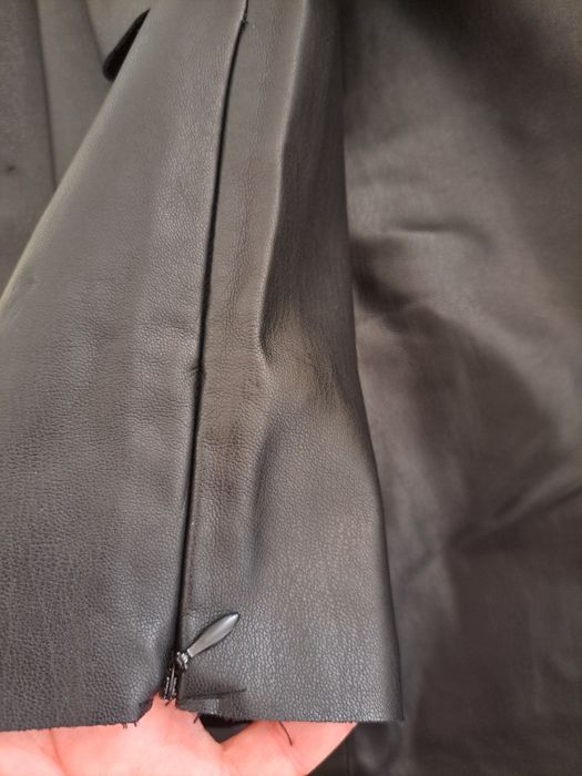 Calças de napa Zara pretas