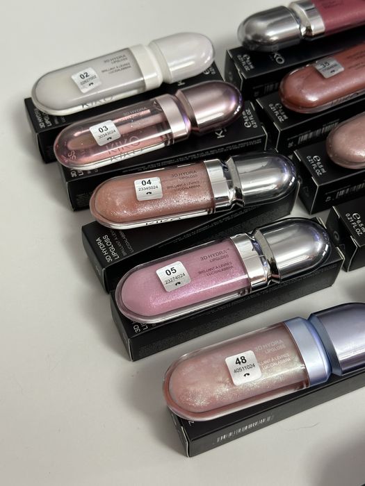 Блиск для губ Kiko Milano 3D.Блеск для губ.Милано.02.03.04.05.35.43.46