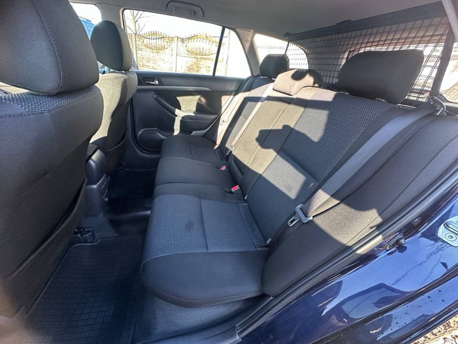 Надійна і гарна машина