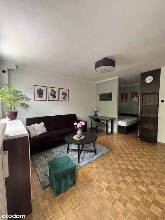 Nowoczesna i komfortowa kawalerka 34m2: sypialnia, balkon, parking