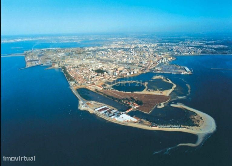 Terreno Urbano para Construção de Predio