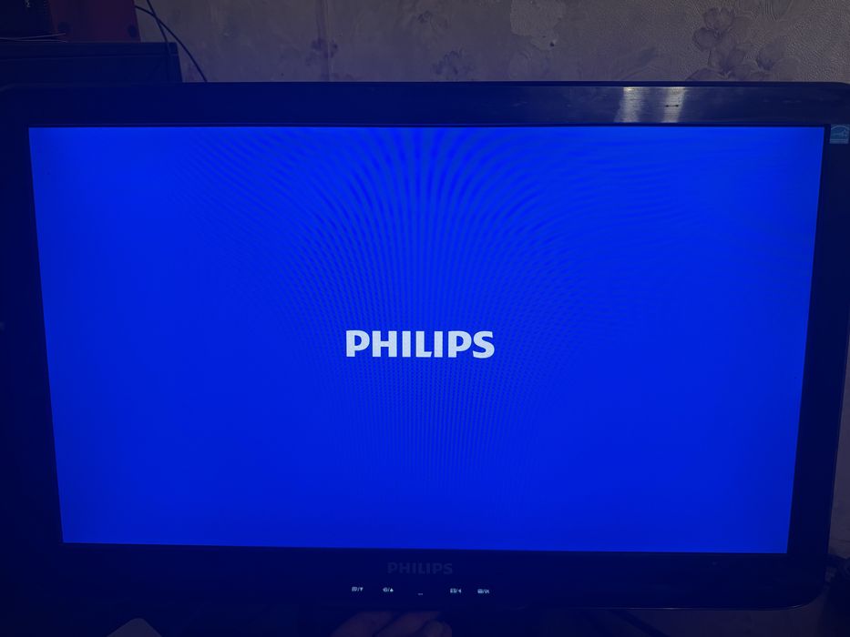Монитор Philips 222E 21.5" Full HD — рабочий, есть нюанс