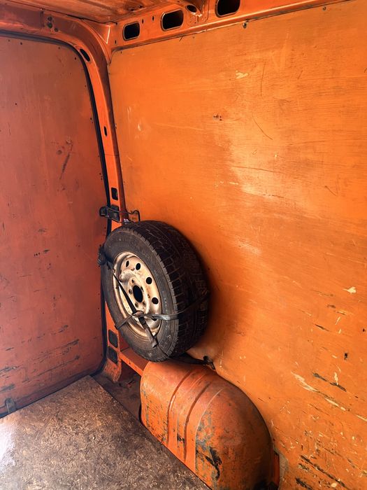 Продам авто рено мастер2 2005г.