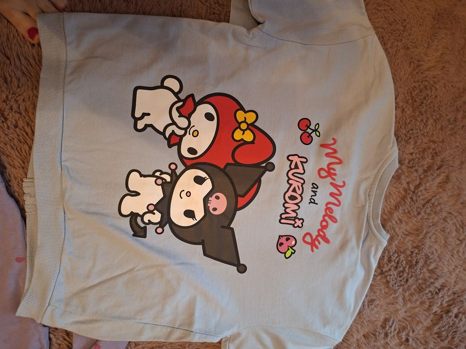 Fioletowa w serduszka bluza 134. Druga gratis kuromi