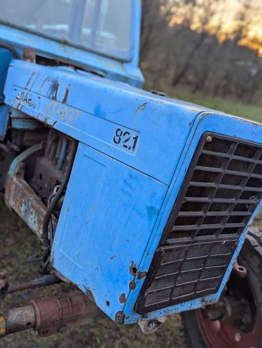 Капот мТз 80/82/82.1 Капот кабіна МТЗ кронштейни МТЗ фари Кріплення