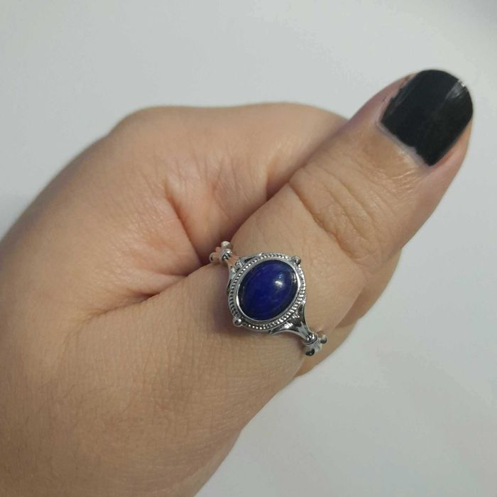 anéis de pedras semipreciosas