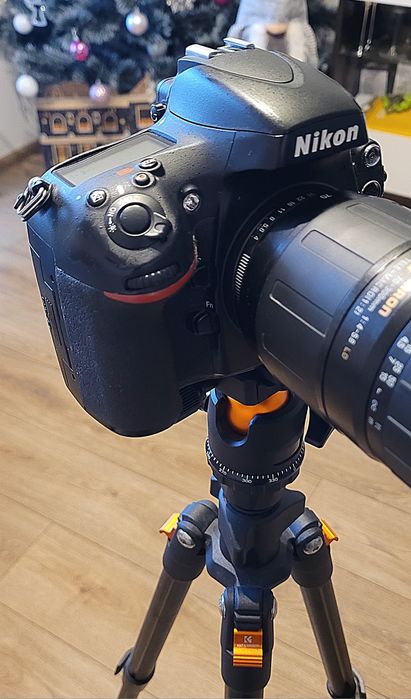 Nikon D800 w dobrym stanie