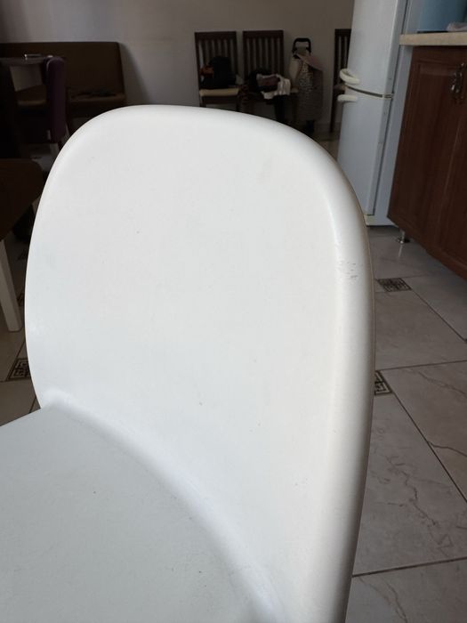 Стілець IKEA Urban білий дитячий від 2 років