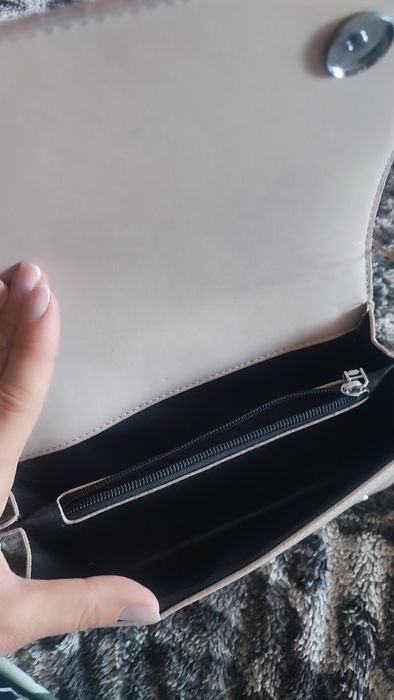 Бежева сумочка через плече, Zara