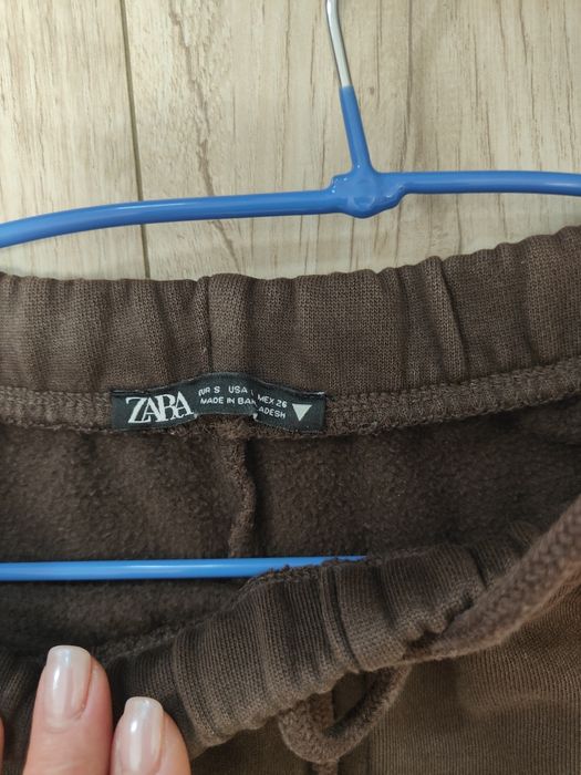 женский костюм Zara, p. M