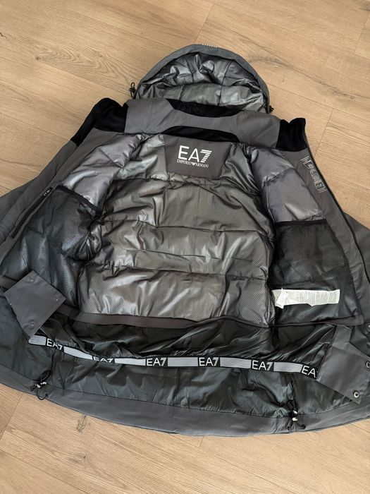 Лижна куртка Armani (xS,S,М,Лжіноча чоловіча дитяча Emporio Armani EA