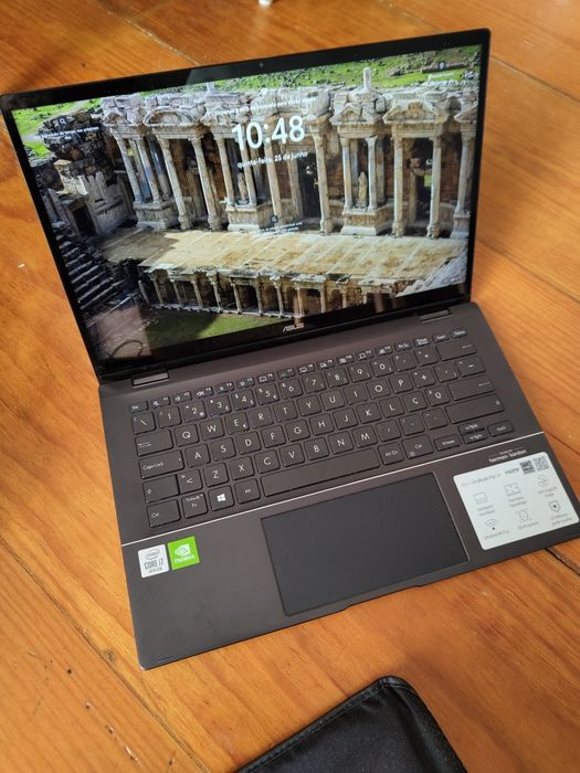 Asus ZenBook Flip 14