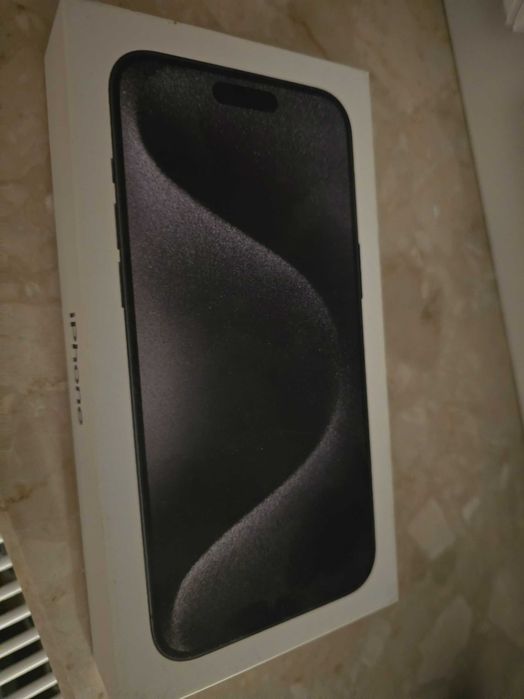 iPhone 15 pro Max Black titanium 256 GB jak nowy!