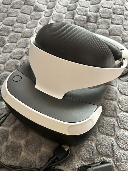 Sony PlayStation 4 Slim + PlayStation VR + геймпад DualShock 4