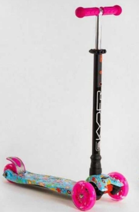 Продам самокат (трехколёсный)