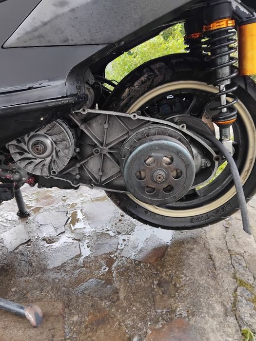 Продам Максі Скутер 4Т 260см чорного колір.