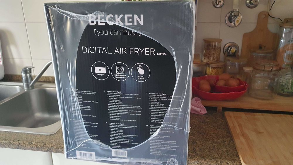 Fritadeira sem Óleo BECKEN BAF9306 7L (Preto) – TOTALMENTE NOVA / SELADA
