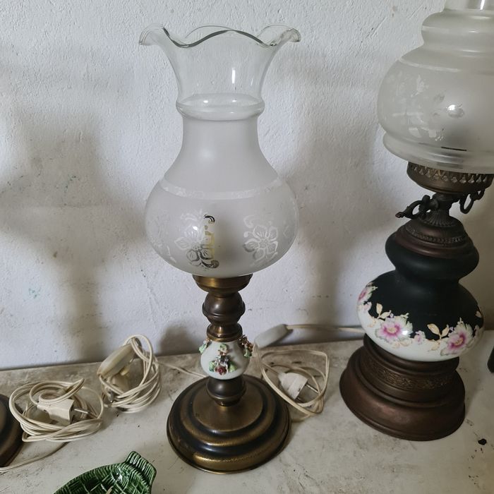 Candieiros antigos de mesa444248941952378883