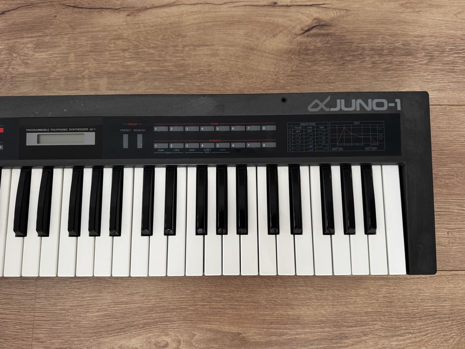 Roland  Alpha Juno 1