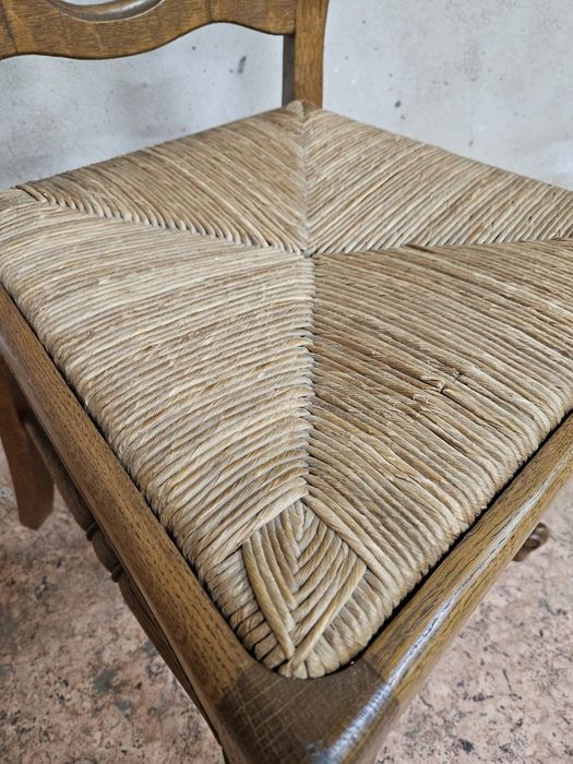 Ładne krzesła ludwikowskie 4 sztuki /