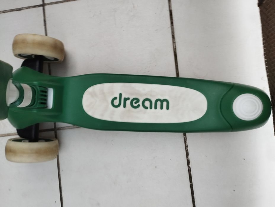 Hulajnoga Dream zielona