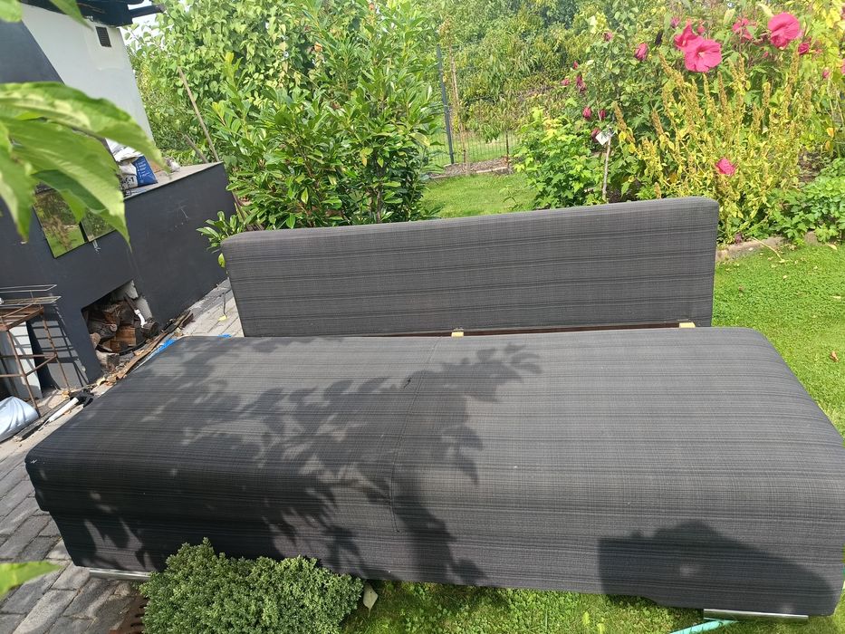 Sofa dwuosobowa rozkładana