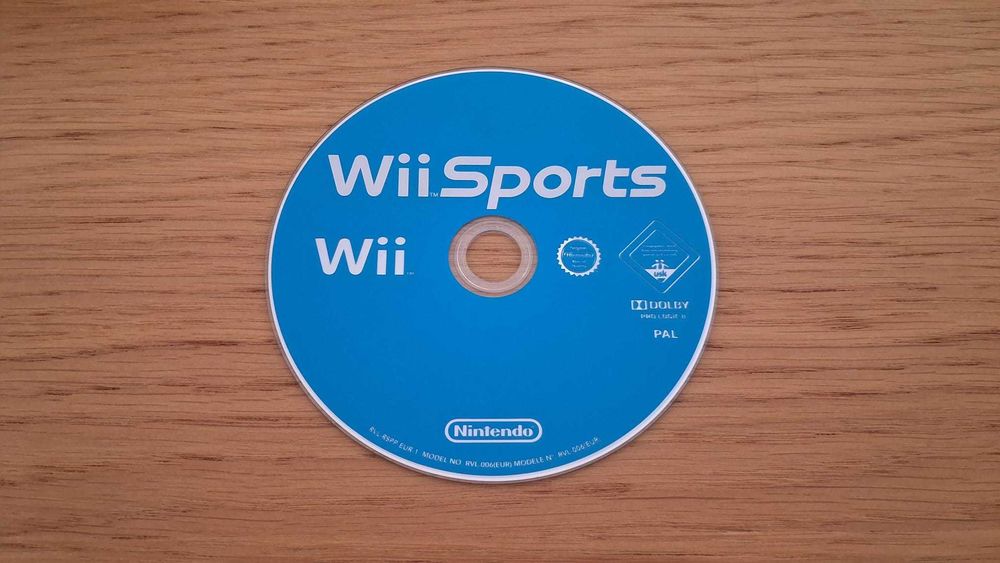 Pack Nintendo Wii Branca (RVL-001) + Jogo Wii Sports + Wii2HDMI + Acessórios