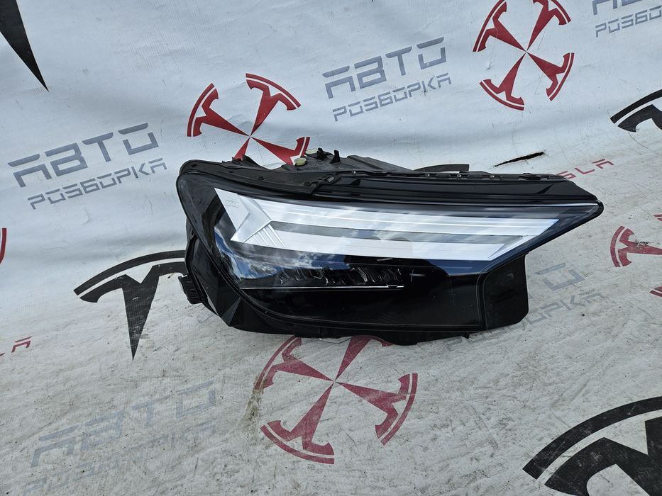 Фара права Audi Q4 89A 2021-2025р.