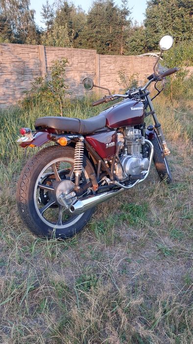 Kawasaki z 400  Brat Style