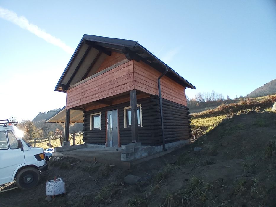 Dekarz - Naprawa Dachów, Krycie, Obróbki | Szybkie Terminy 2026